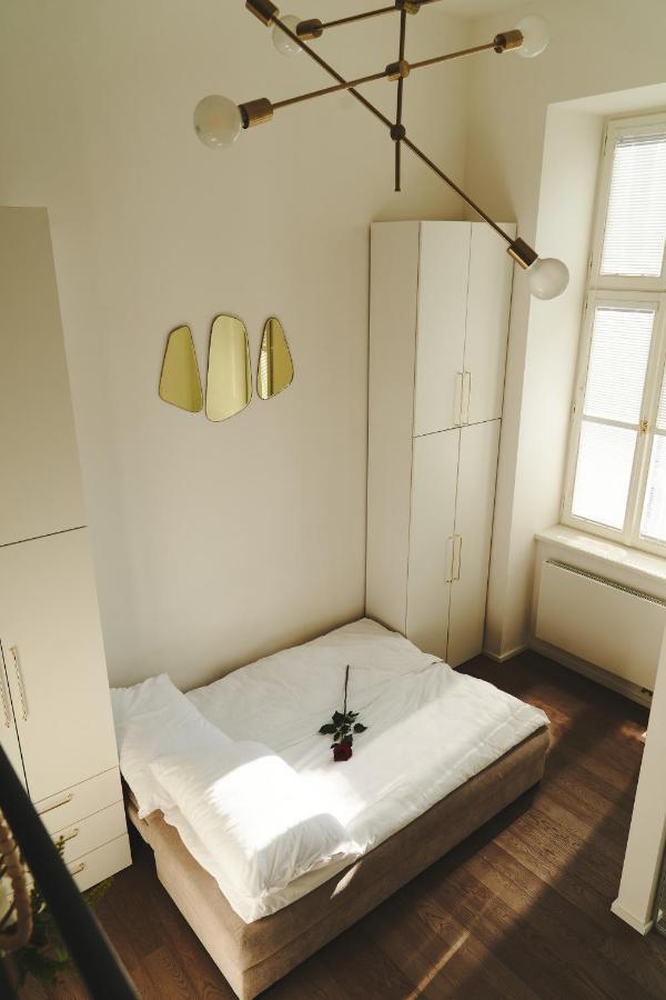 Royal Opletalova Apartment Прага Екстериор снимка